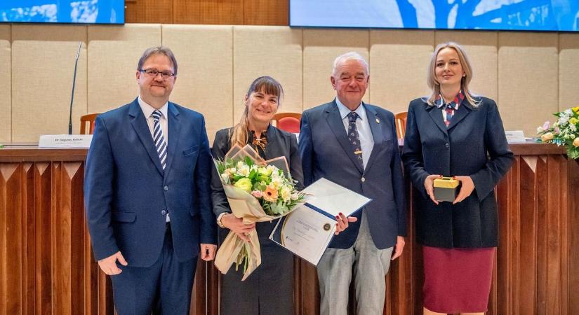 „Aki ma az állatot bántja, az holnap az embert fogja .. " – zalai az Év Állatvédő Állatorvosa