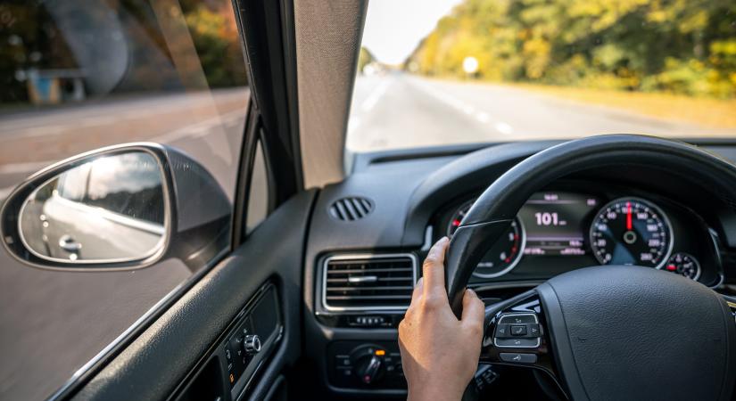 Kevesebb téves döntés: új SE-modell a stroke utáni vezetőképesség vizsgálatára