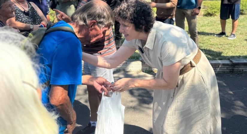 Bomba árak a kedvezményes gyümölcsvásáron: Szombathely a következő állomás