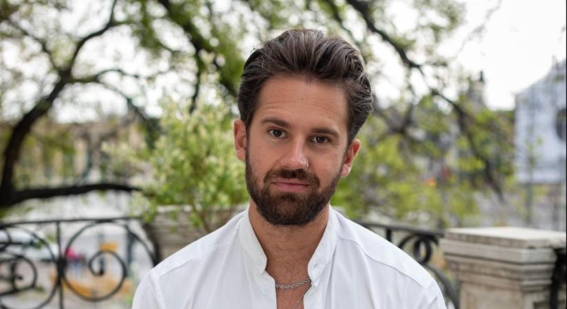 Frohner Fecó fodrászként szólalt meg és fontos tanácsot adott a hajhullás kapcsán