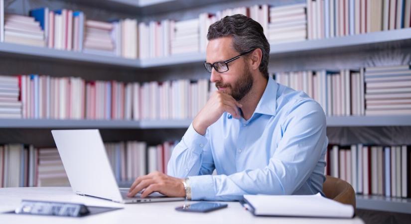 Nagy bejelentést tett a kormány – ennyi lesz jövőre a pedagógusok átlagfizetése