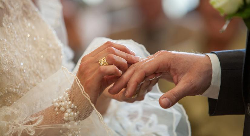 Ezer euróért vállalt érdekházasságot, hogy a török férfi az EU-ban maradhasson