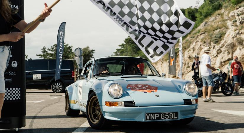 Felejthetetlen kaland volt a Balkan Rally, és ez a klip megmutatja, miért