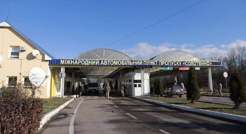 Forgalomkorlátozás az Aknaszlatina–Máramarossziget határátkelőn