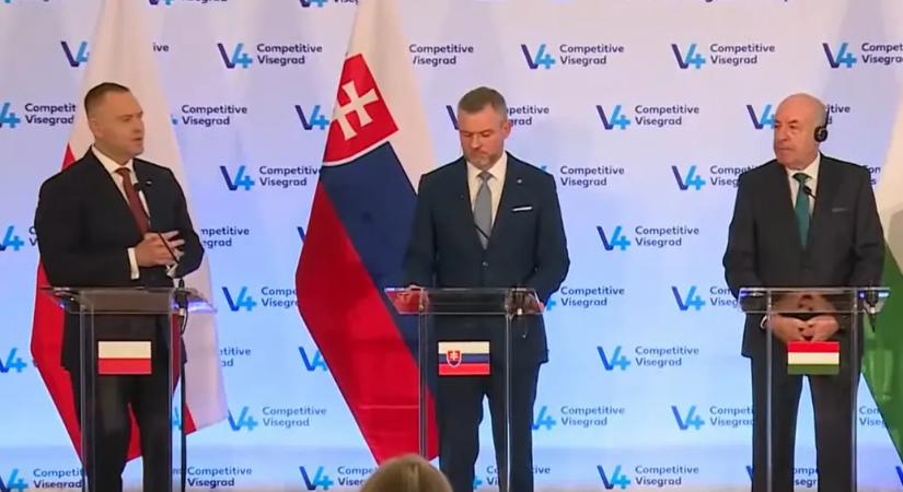 Lengyel elnök a V4-ek találkozóján: Az a meggyőződés hamis, hogy az ukrajnai háború csakis Oroszország és Ukrajna közötti konfliktus