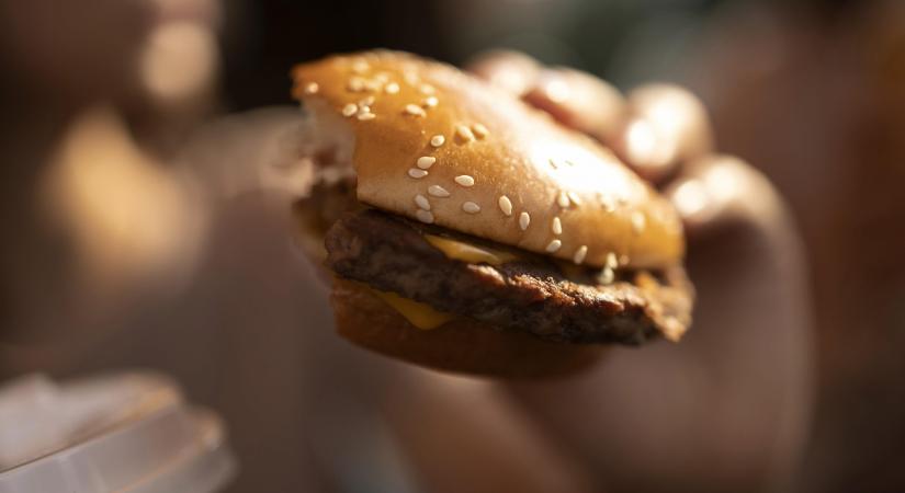 Gyermekek millióit veszélyeztetik az ultrafeldolgozott élelmiszerek – figyelmeztet az UNICEF