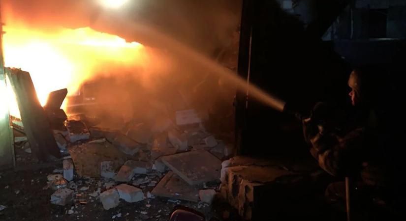 Orosz támadás érte Ternivkát Dnyipropetrovszk megyében: két ember meghalt, többen megsérültek