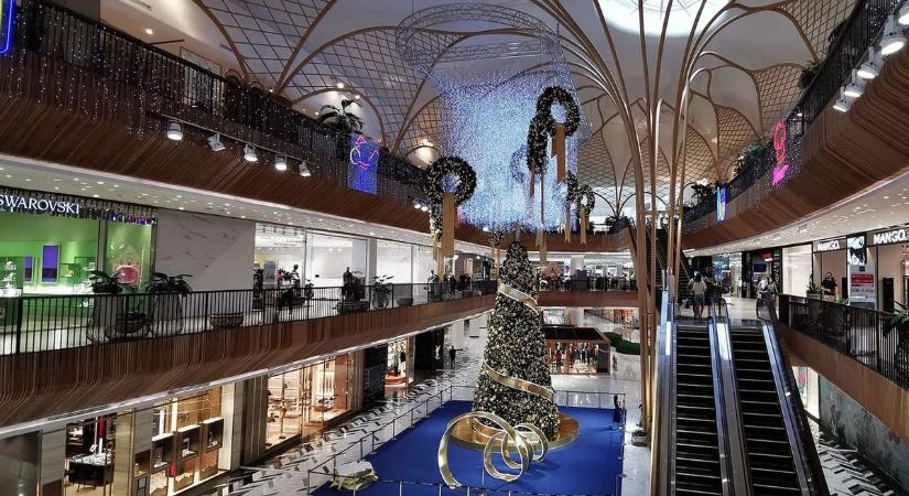 Így lesz nyitva a soproni pláza karácsonykor