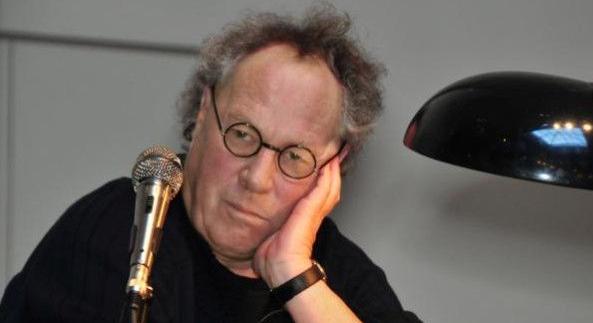 Elhunyt Kenedi János