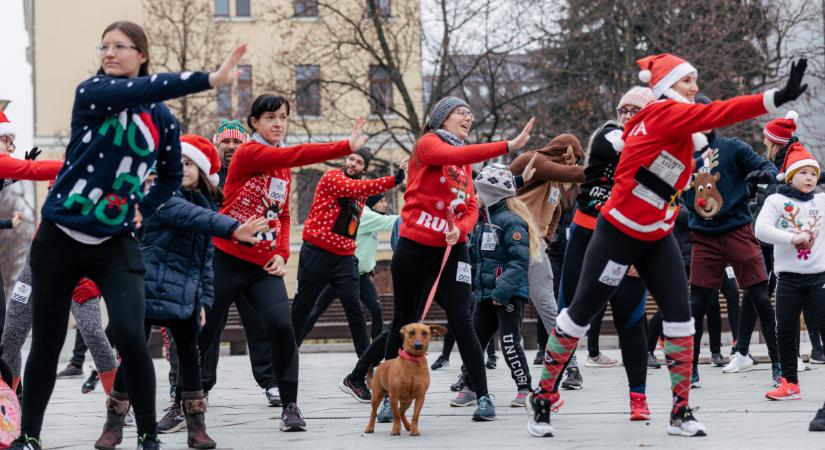Ronda pulcsis futás lassíthatja a tömegközlekedést Debrecenben