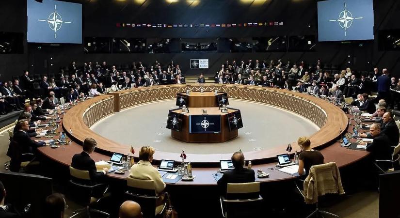 Szijjártó Péter a NATO külügyminiszteri szintű üléséről számolt be