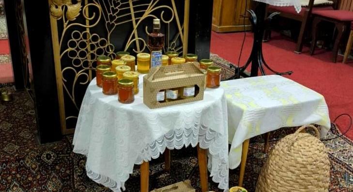 Megáldották a méztermést Karácsondon 