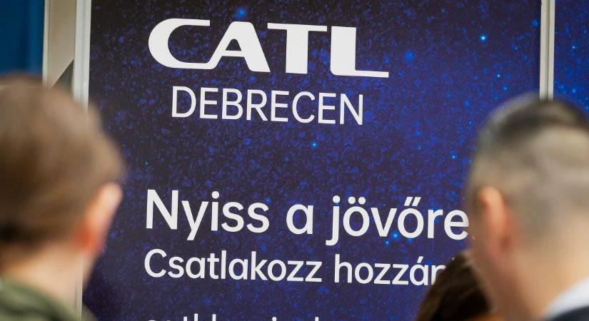 Ekkortól indul a sorozatgyártás a debreceni akkumulátorgyárban