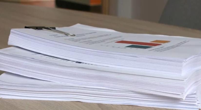 Nem létező személyekre és tanulmányokra hivatkozik az indexes dokumentum, a plágiumszűrős teszten is elhasalt