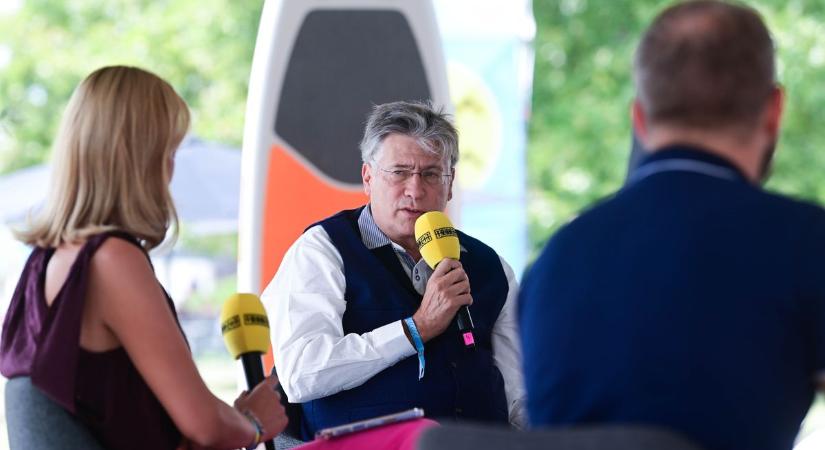 Előbb kapaszkodjanak meg: elképesztő elmélettel állt elő a volt SZDSZ-es politikus Orbán Viktor és Vlagyimir Putyin találkozójáról