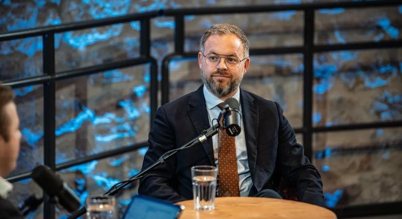 Orbán Balázs: Abszurd politikai szatíra a Tisza előadása