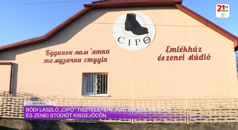 Aktuális (2025.12.03) Bódi László „Cipő” tiszteletére avattak emlékházat és zenei stúdiót Kisgejőcön - összefoglaló (videó)