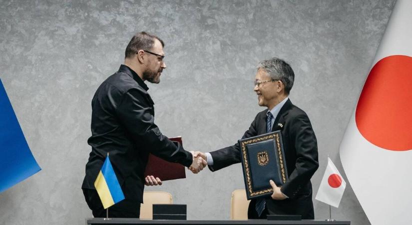 Ukrajna 27 millió dollárt kap Japántól