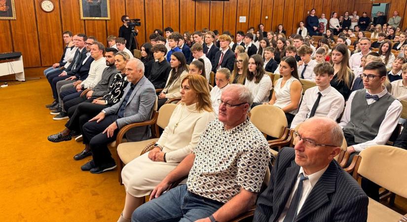 Diákolimpia: a legjobbakat díjazta a város