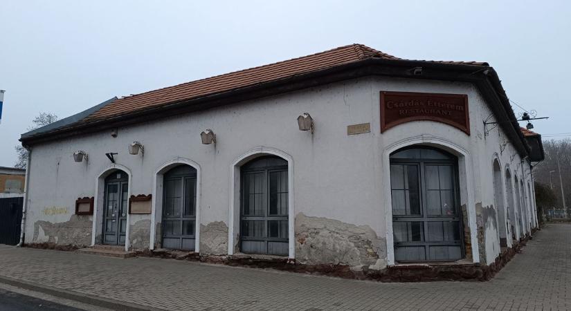 Megszűnt a helyi védelem: több siófoki épületet is porig rombolnak hamarosan