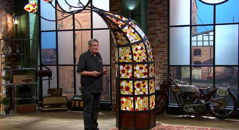Hihetetlen történet derült ki a TV2 Kincsvadászokban: innen származik a bácsalmási műkereskedő ikonikus lámpája!