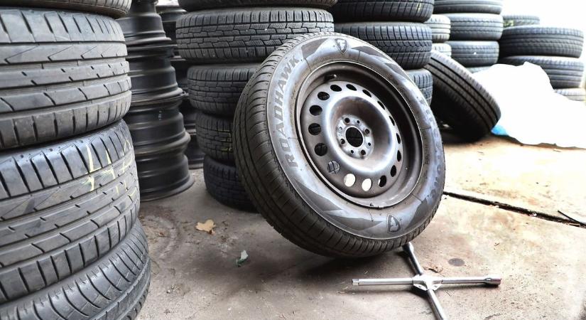 Életbe lépett a változás: felfüggesztés jön a gumiabroncsok kapcsán