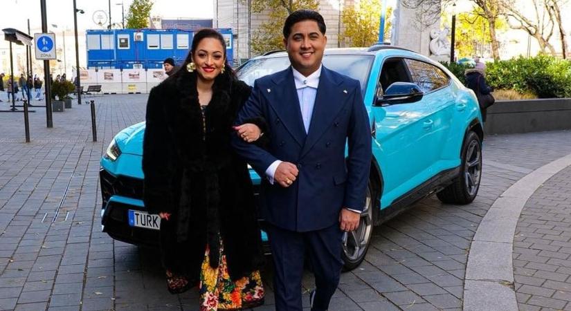 Nem akárhol, ritkán látott felesége társaságában bukkant fel Kis Grófo