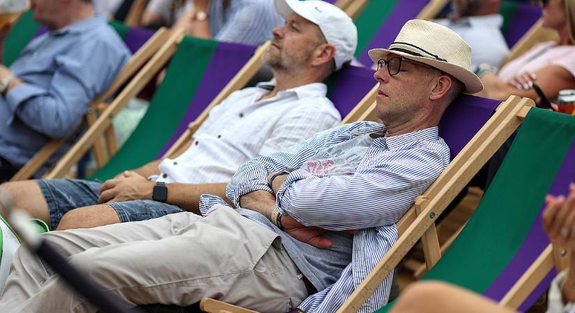 Elő a naptárakat: itt vannak a hosszú hétvégék és ledolgozandó szombatok 2026-ban