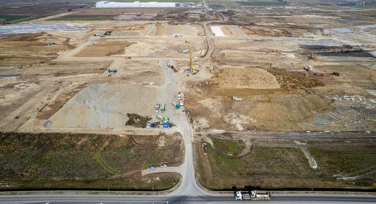 Kiderült, mikor kezdődik meg a sorozatgyártás a debreceni CATL-akkumulátorgyárban