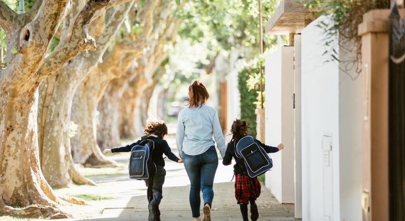 Sziasztok, Apukák, miért nem látlak titeket a szülői group chatekben?