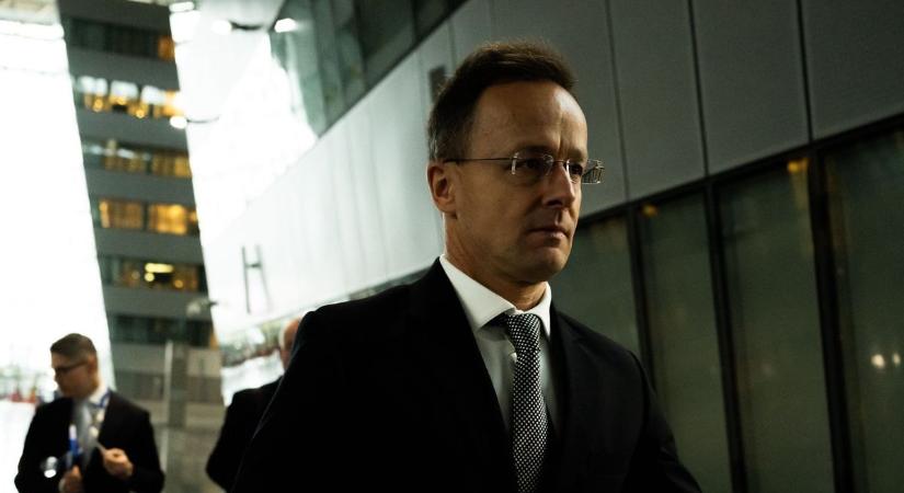 Szijjártó Péter: azért nem kéri számon Brüsszel a kijevi korrupciót, mert ott is ugyanaz zajlik
