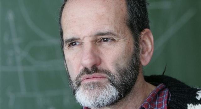 Simonovits András szerint csupán egy óvatlan mondata miatt kezdte támadni a kormány