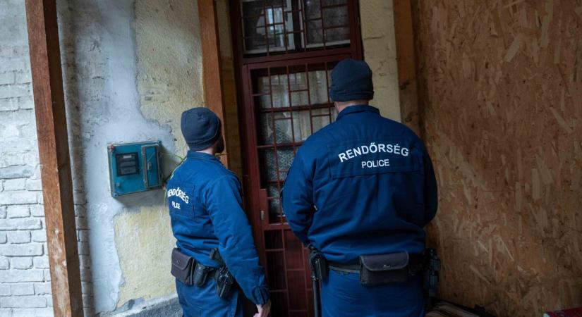 Lakásfoglaló bandára csaptak le a rendőrök Zuglóban