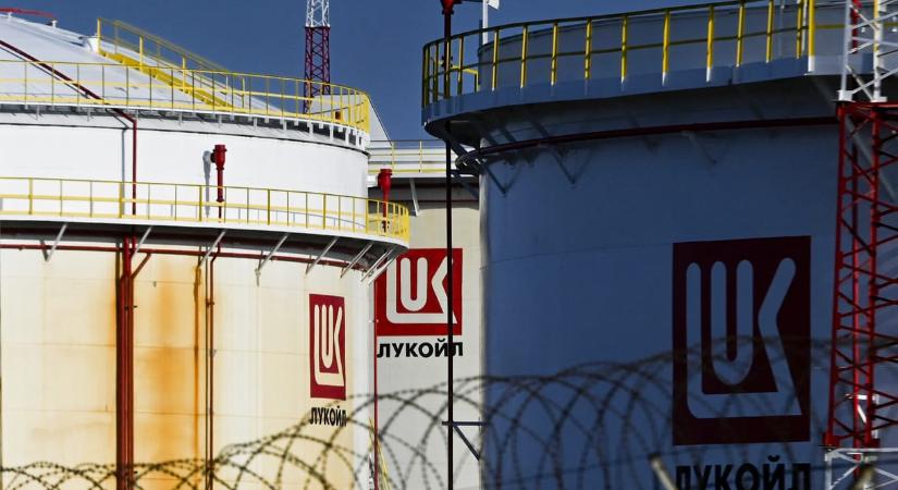 Bejelentkezett a Lukoilért egy osztrák milliárdos, aki a Pornhub tulajdonosa volt