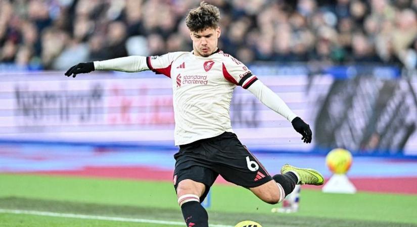 Slot máris megmagyarázta: ezért maradt ki Kerkez a Liverpool kezdőjéből