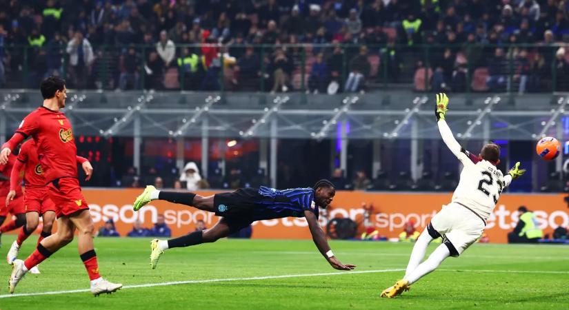 A Napoli tizenegyesekkel, az Atalanta és az Inter kiütéssel jutott be a nyolc közé az Olasz Kupában