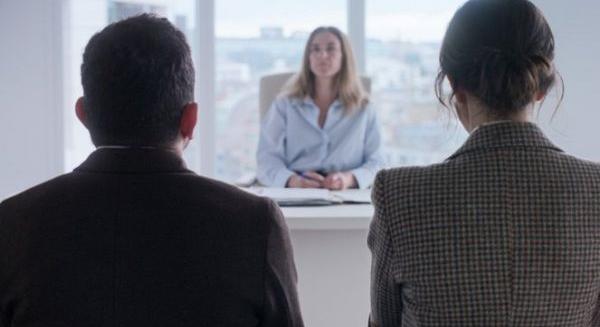 FEHÉR KOCKÁBA ZÁRT RESZKETÉS Charlotte Devillers, Arnaud Dufeys: Hiszünk nektek