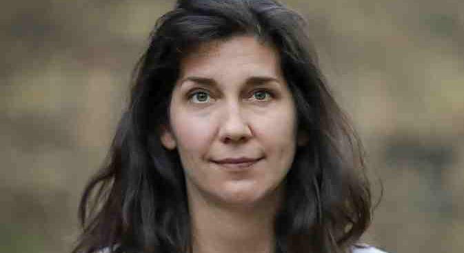 KIS KIVÁGÁSOKBÓL ÉPÜLT NAGY SZÖVEG Szaniszló Judit: A másik ember / Magvető Kiadó