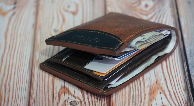 Rengetegen fogják kihasználni: literenként 20 forinttal olcsóbban tankolhatunk, eddig tart a kedvezményes időszak