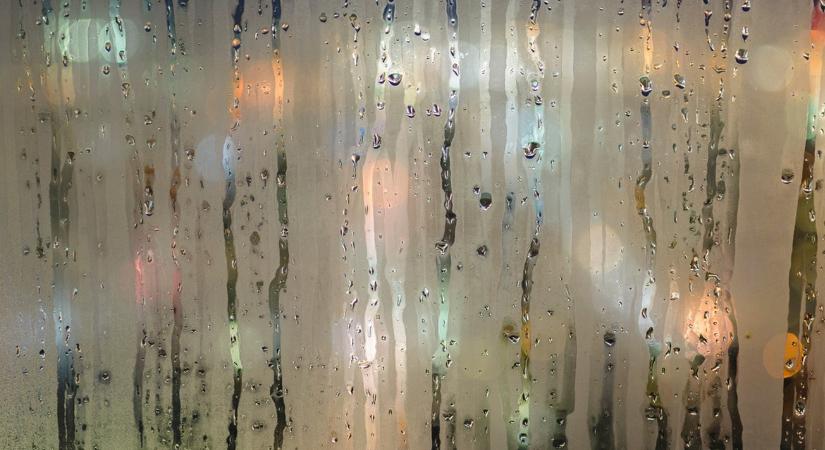 Köd, felhő, és most már eső is – ilyen időre készüljünk a következő napokban