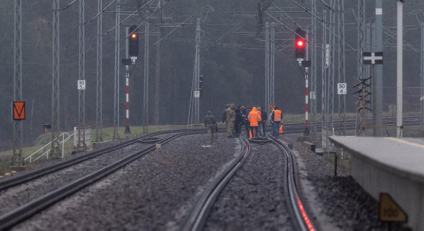 Kik állnak a lengyel vasúti szabotázs mögött?