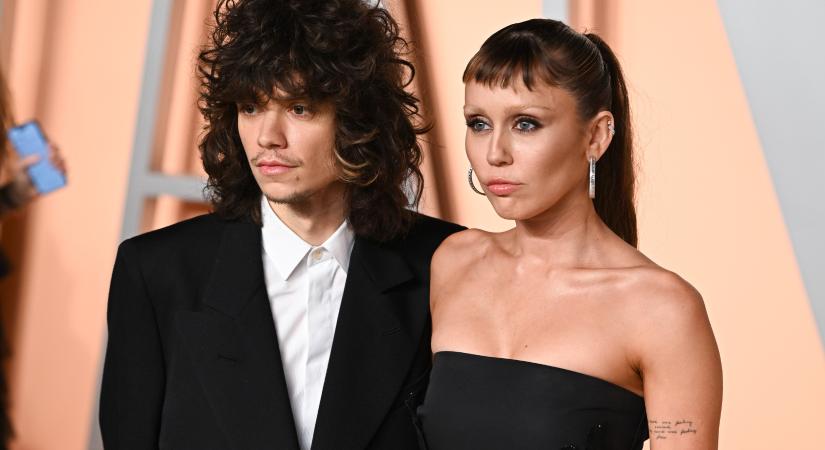 Miley Cyrus megtalálta az igazit: jegyben jár az énekesnő