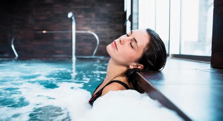 Így pihennek a magyarok: a termál- és élményfürdőzés a legkeresettebb wellnessprogram