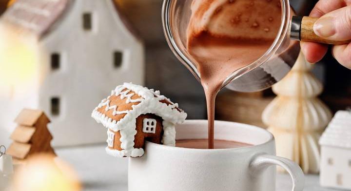 Mézeskalácsos forró csoki: a karácsony íze egy csészében