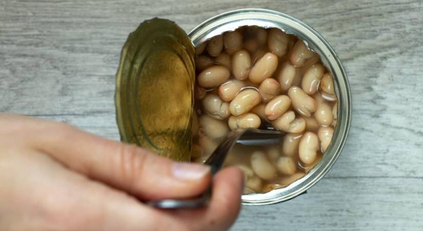 Durván megnövelik a szívinfarktus kockázatát: 8 élelmiszer, ami tele van nátriummal