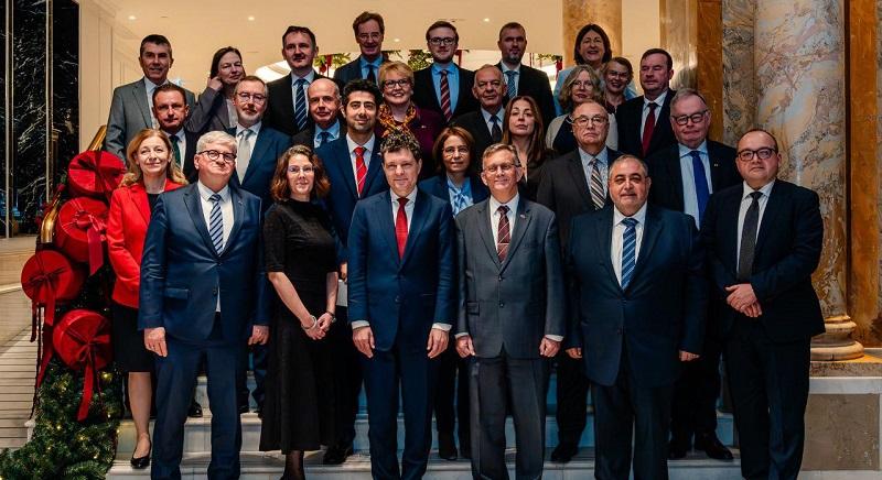 Nicuşor Dan: Románia aktív résztvevője akar lenni az európai vitáknak