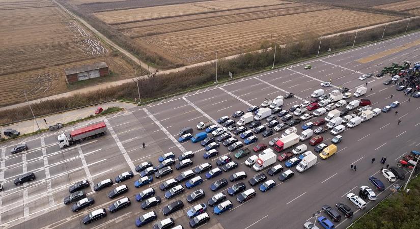 Fokozzák az országos demonstrációt a görög gazdák