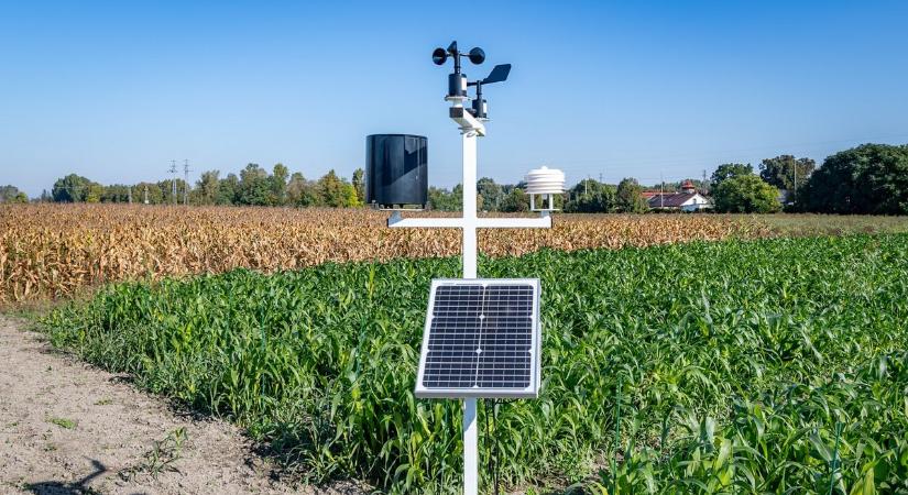 Okos megoldás a földeken – Adatalapú döntések támogatására fejlesztettek meteorológiai állomást a Széchenyi István Egyetem kutatói