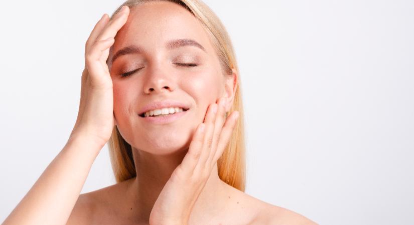 A szépségipar rejtett titka: a krémek valóban nem jutnak el a ráncokig?