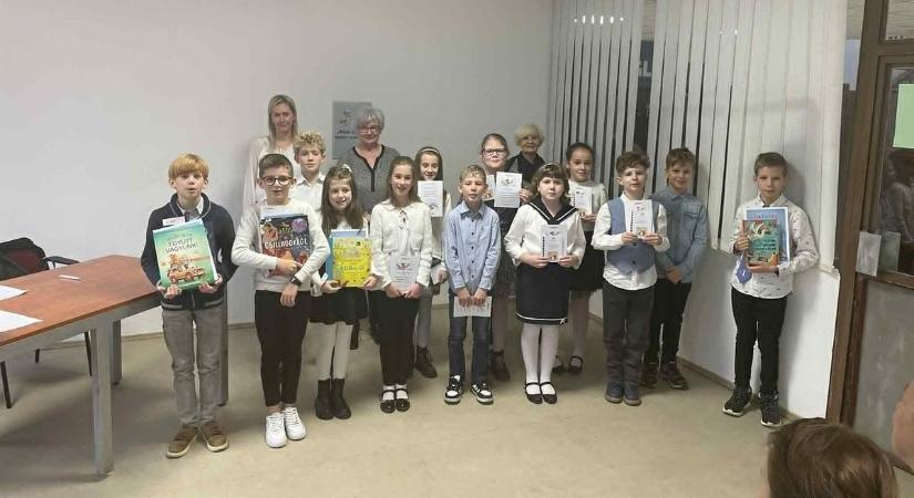 Ők nyerték a városi mesemondó versenyt, gratulálunk!